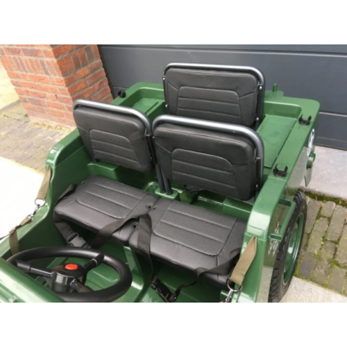 Willy’s Jeep Army 24 3 persoons kinderauto groen