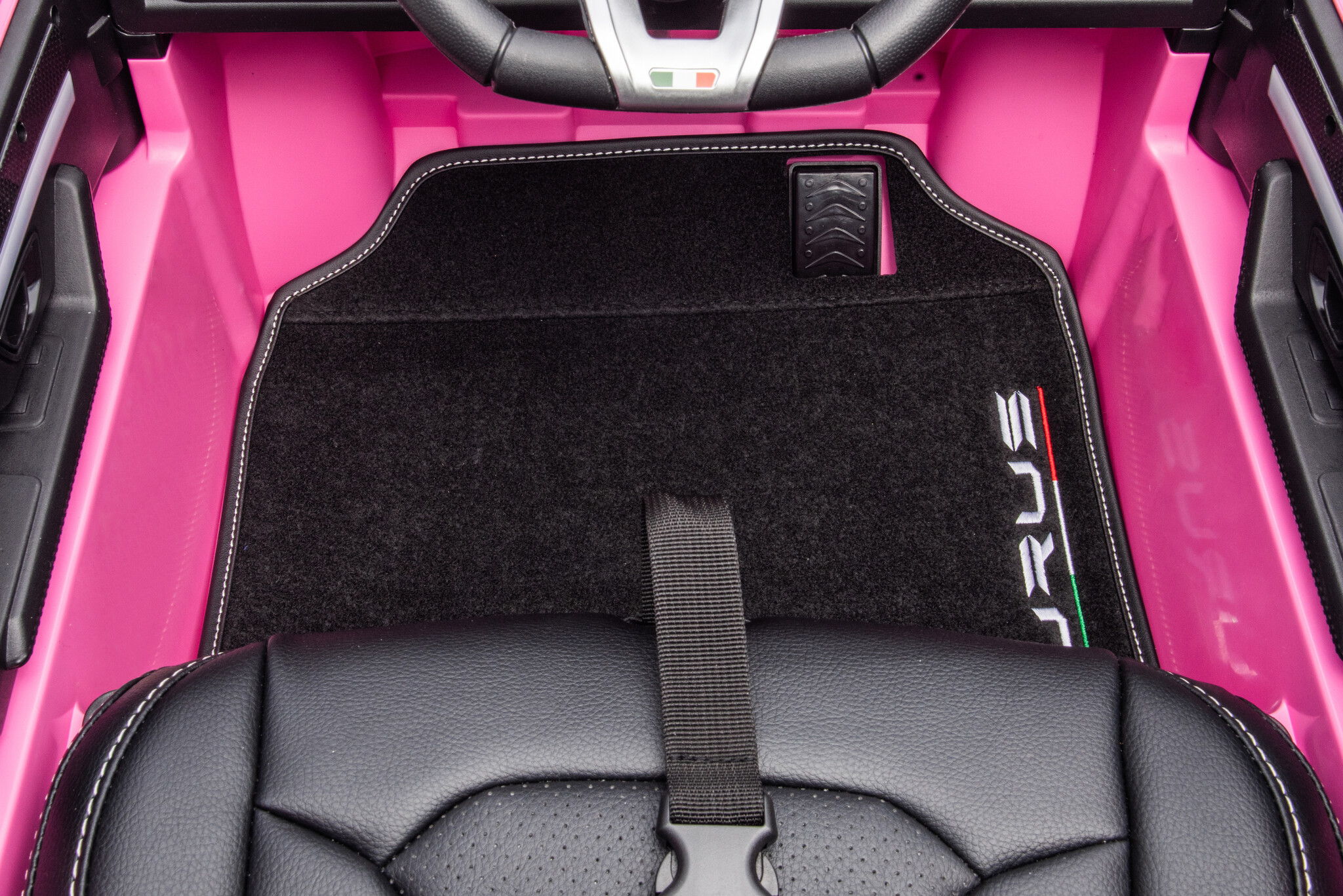 Lamborghini URUS 12V Pink - Afbeelding 4